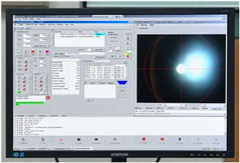 성형 LASER 천공공정 사진